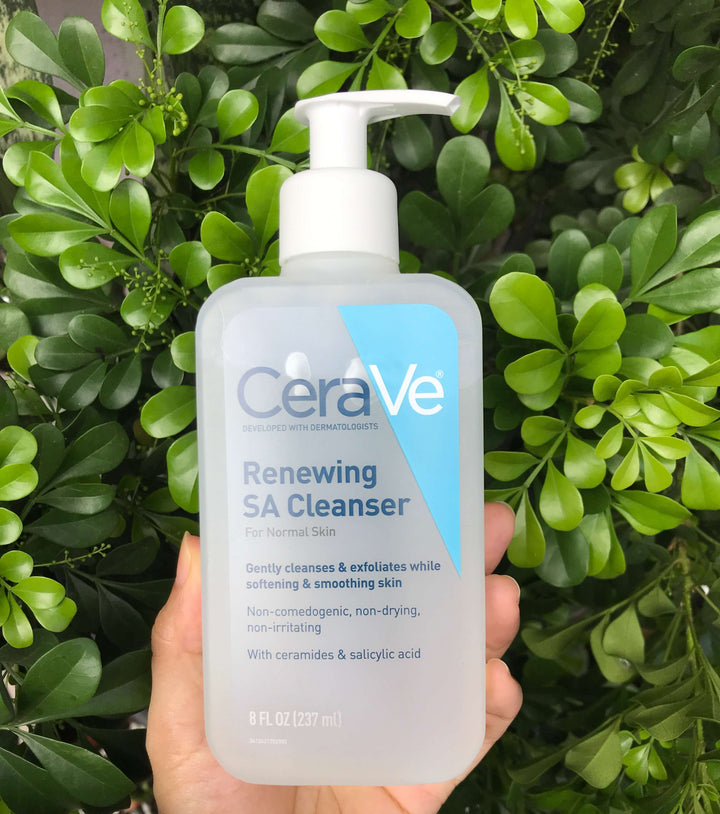 CeraVe Renewing SA Cleanser (237 ml)